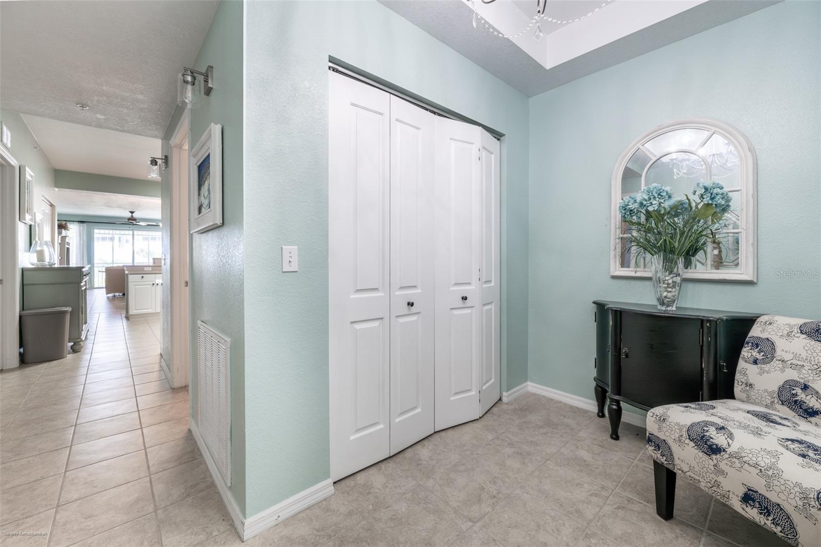 5125 Melbourne St #e201 Property Photo 7