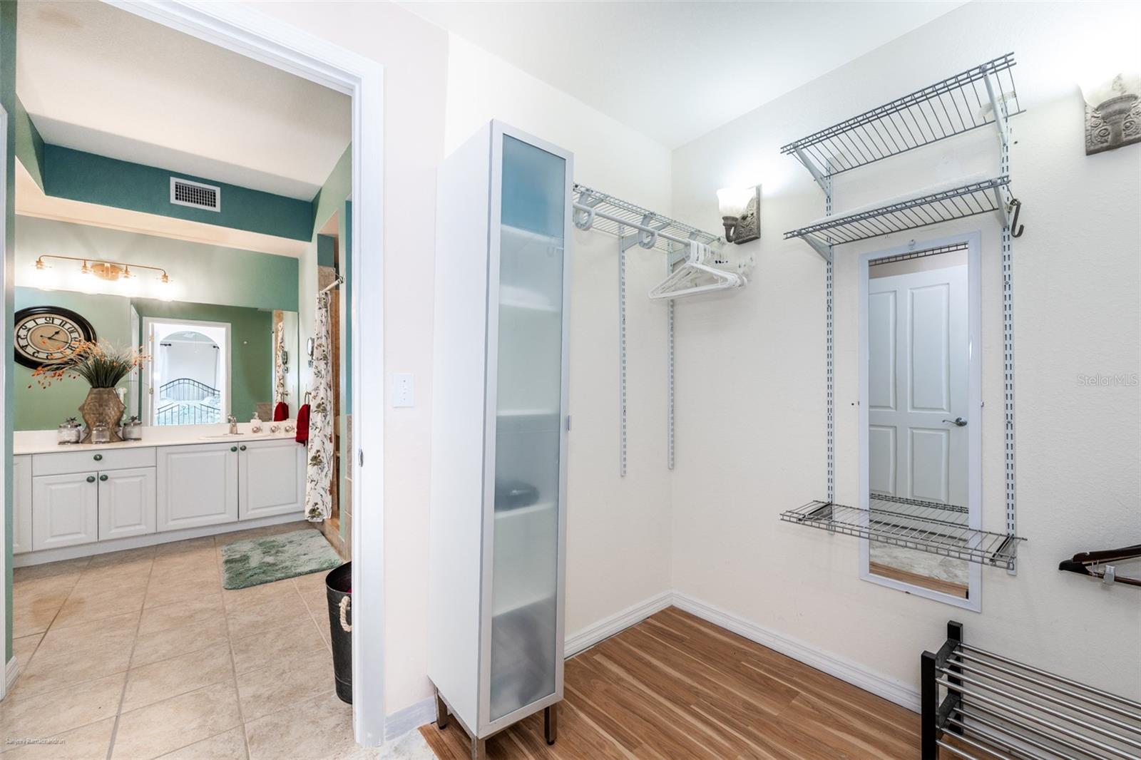 5125 Melbourne St #e201 Property Photo 31