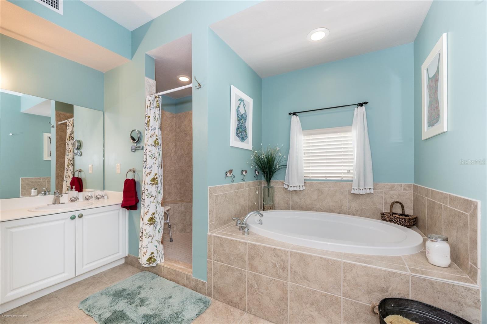 5125 Melbourne St #e201 Property Photo 34