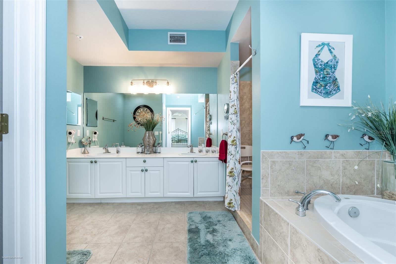 5125 Melbourne St #e201 Property Photo 35