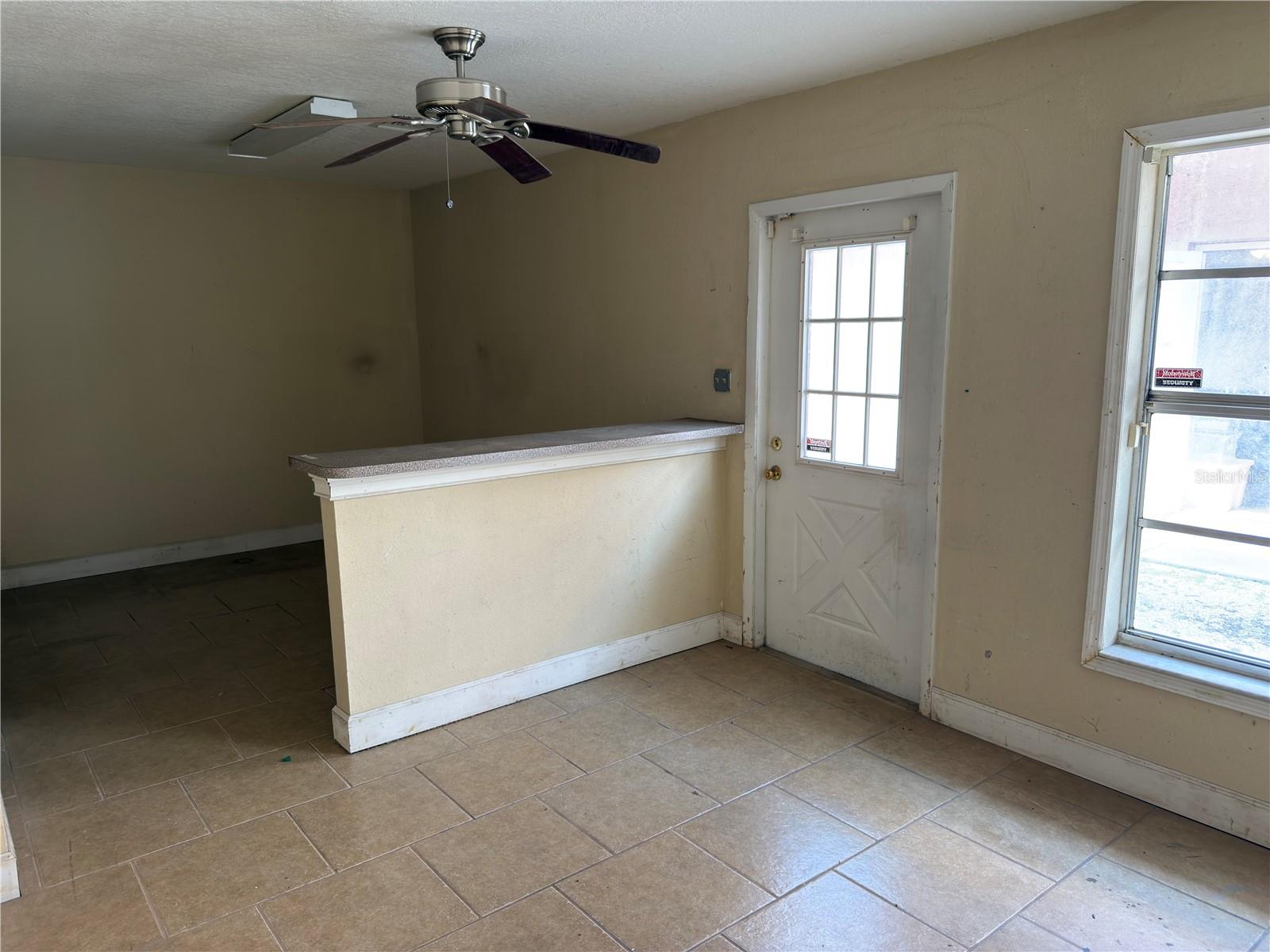 18290 Paulson Dr #4 Property Photo 8
