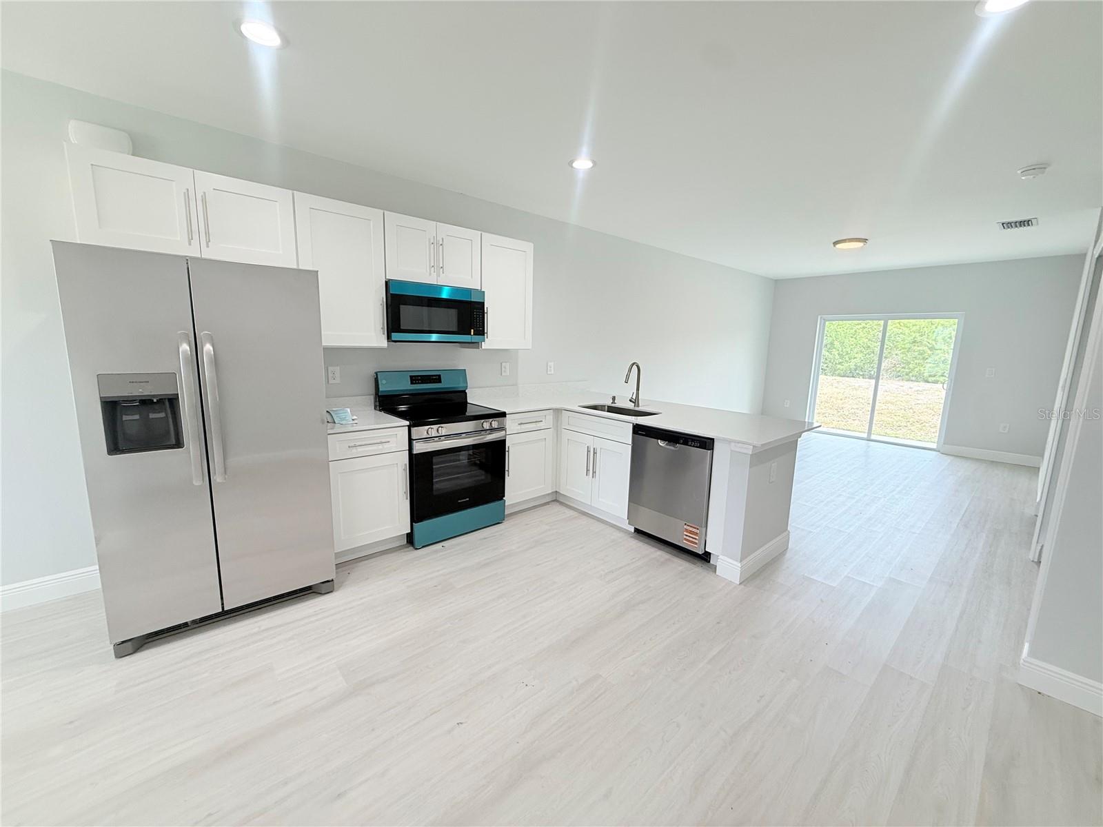 11225 Pendleton Ave Property Photo 3