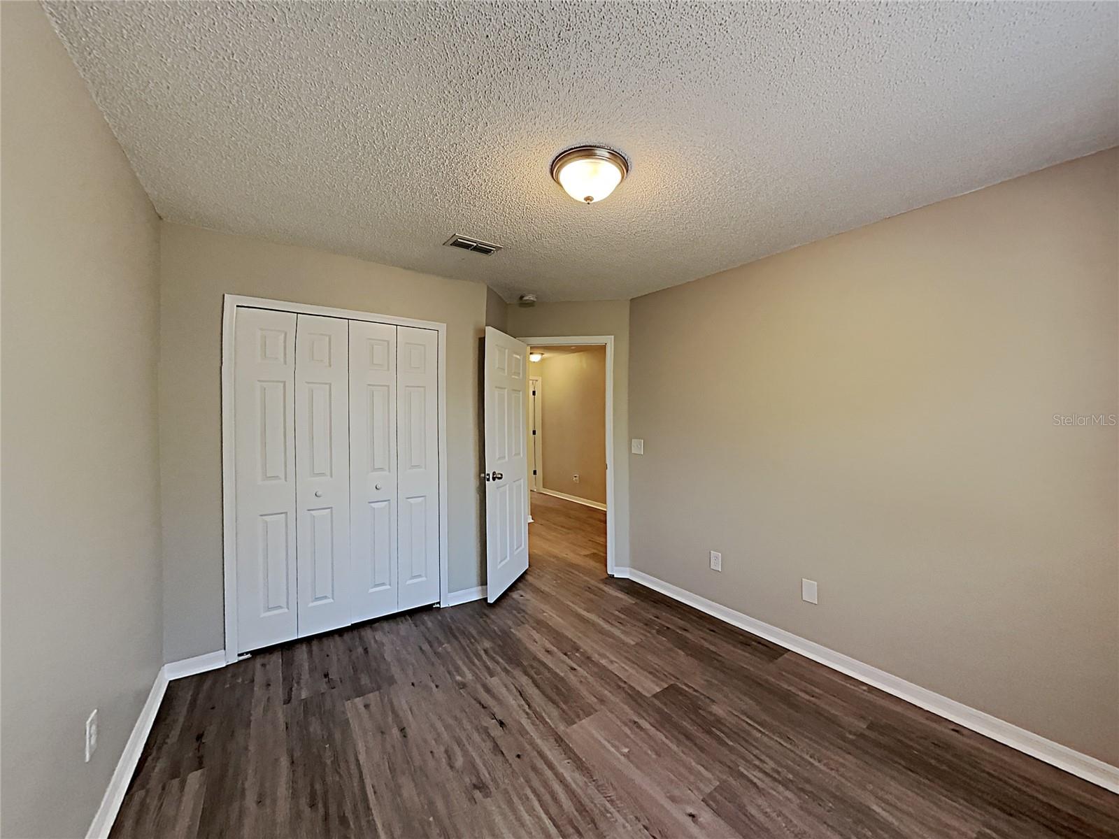 2184 Heathwood Cir Property Photo 11