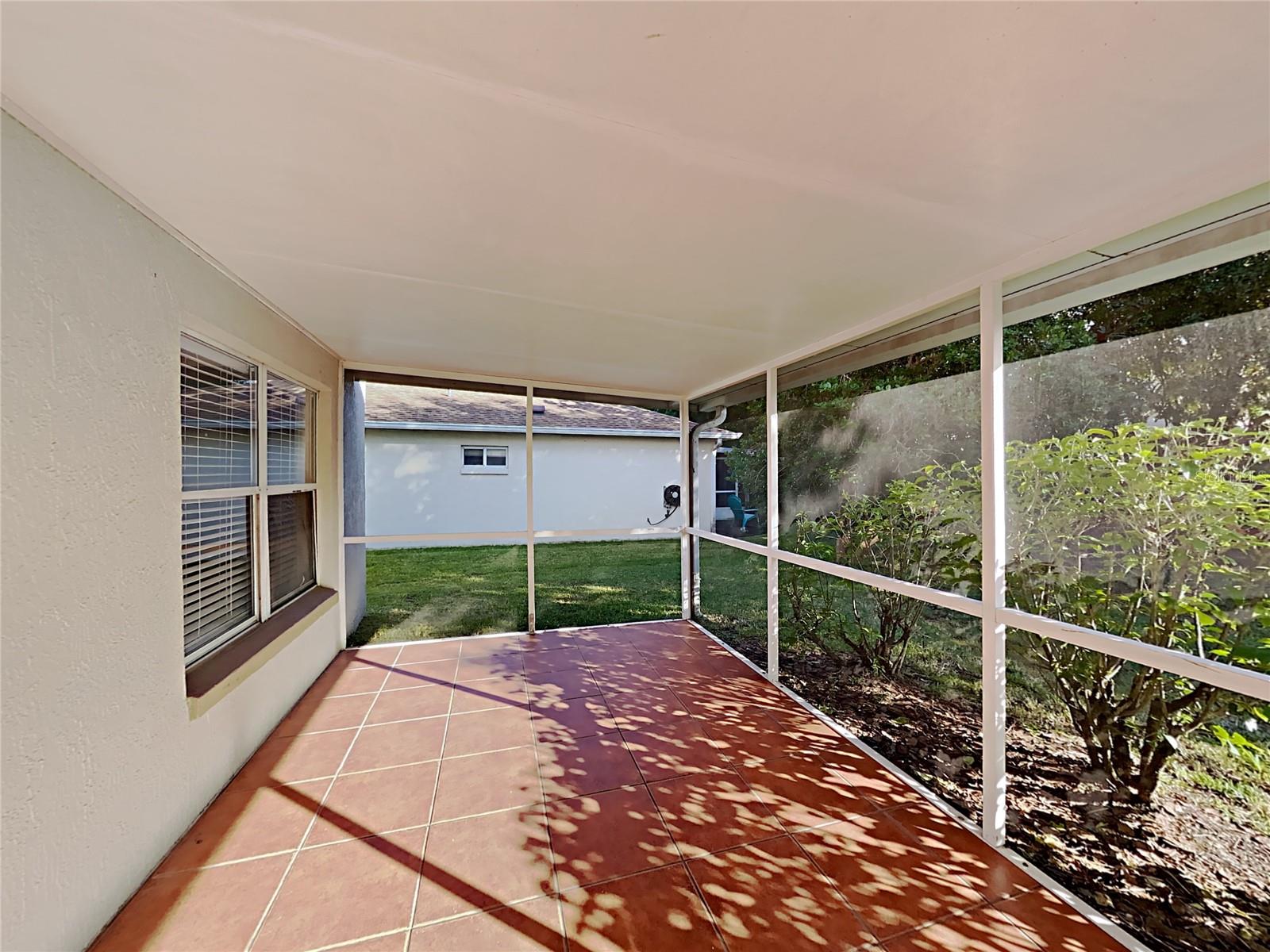 2184 Heathwood Cir Property Photo 15