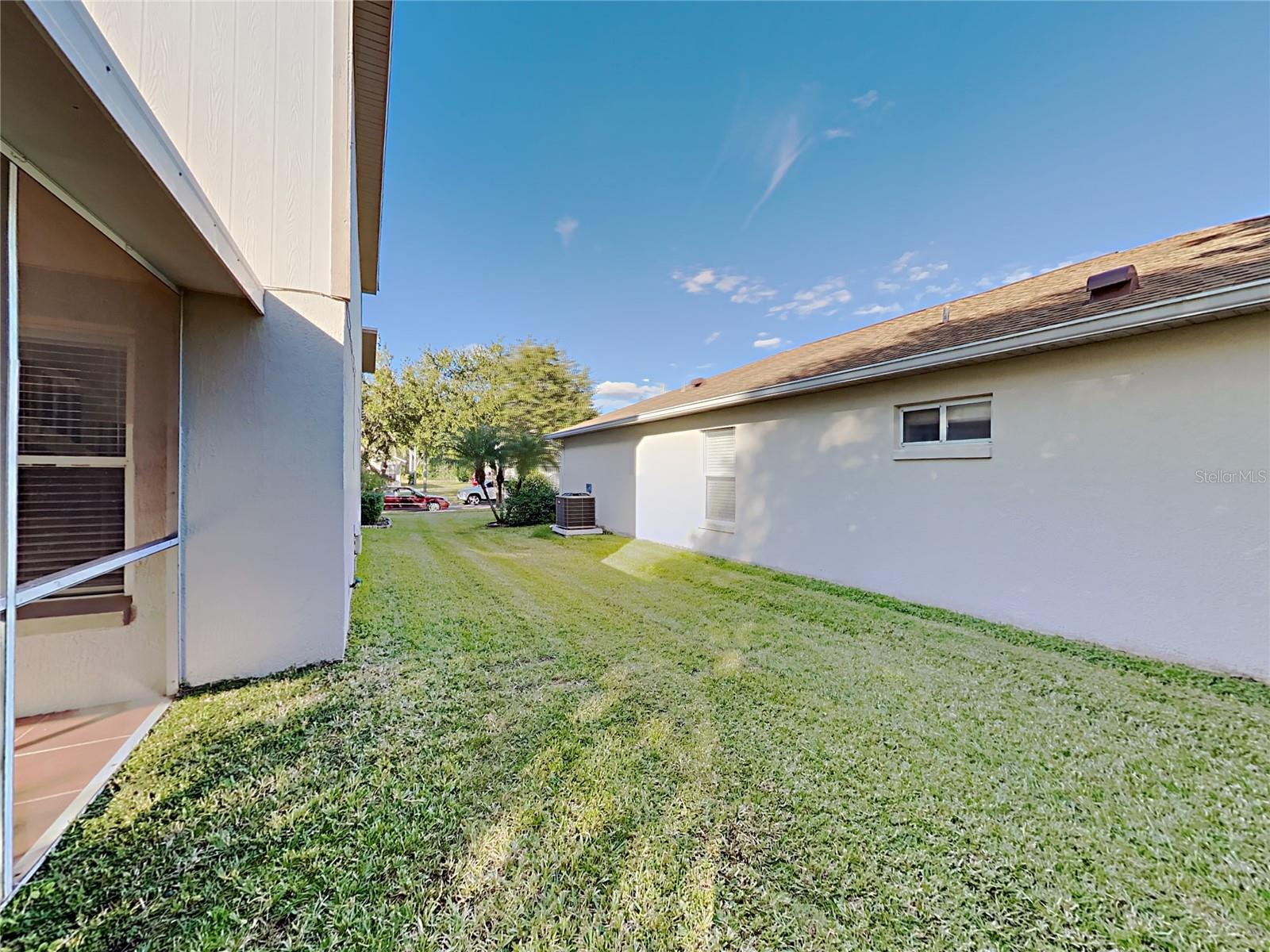 2184 Heathwood Cir Property Photo 17