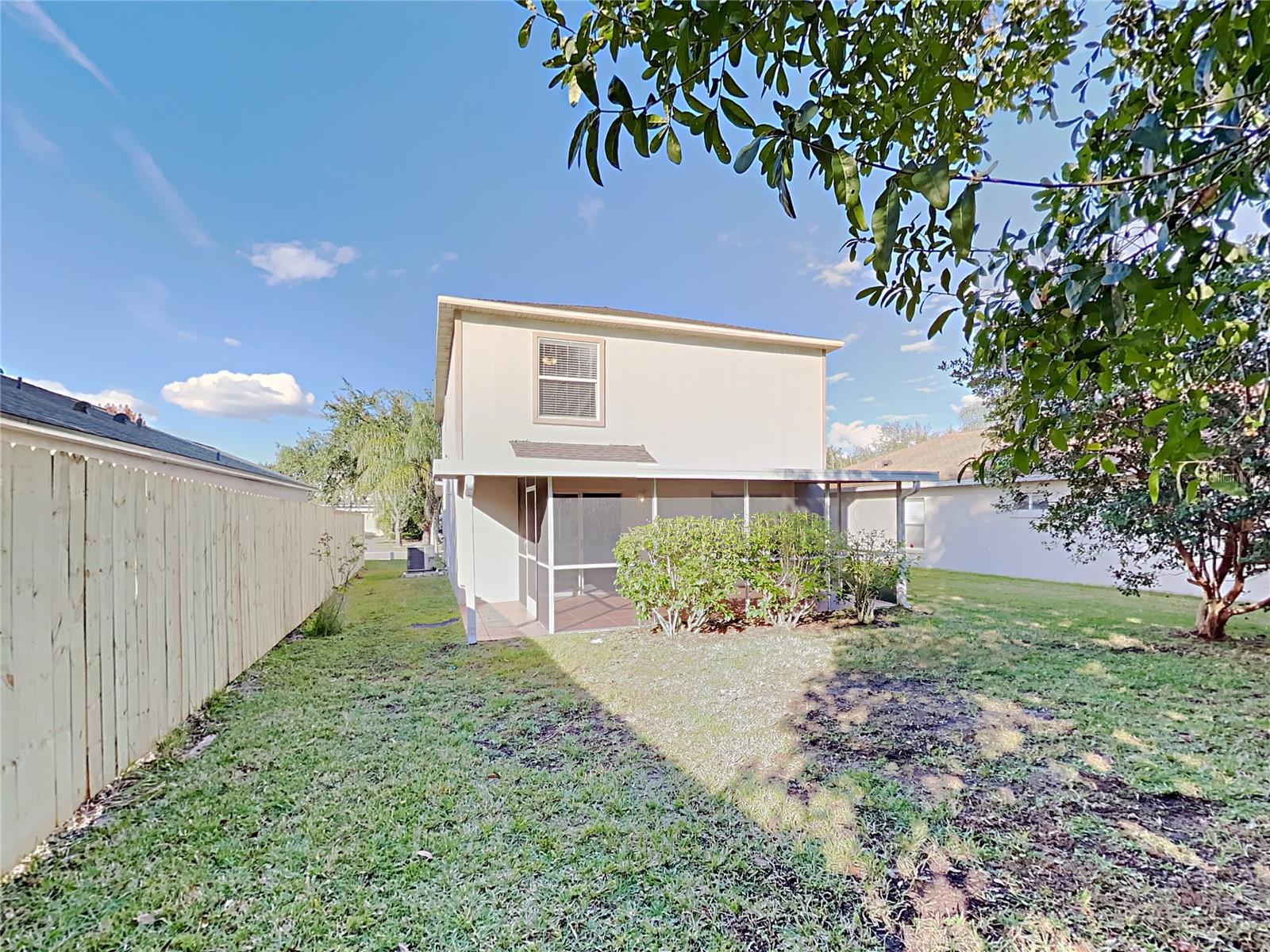 2184 Heathwood Cir Property Photo 19