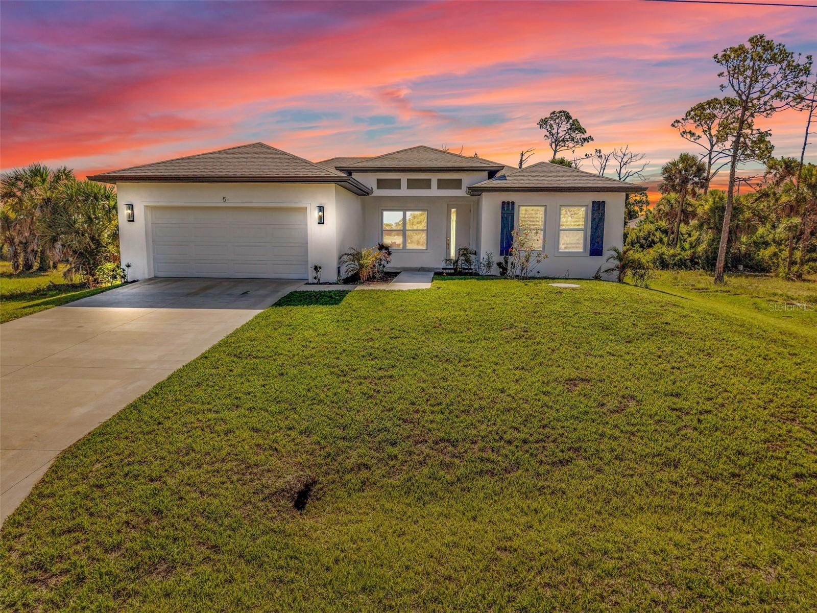 5 MATE DR Property Photo 1