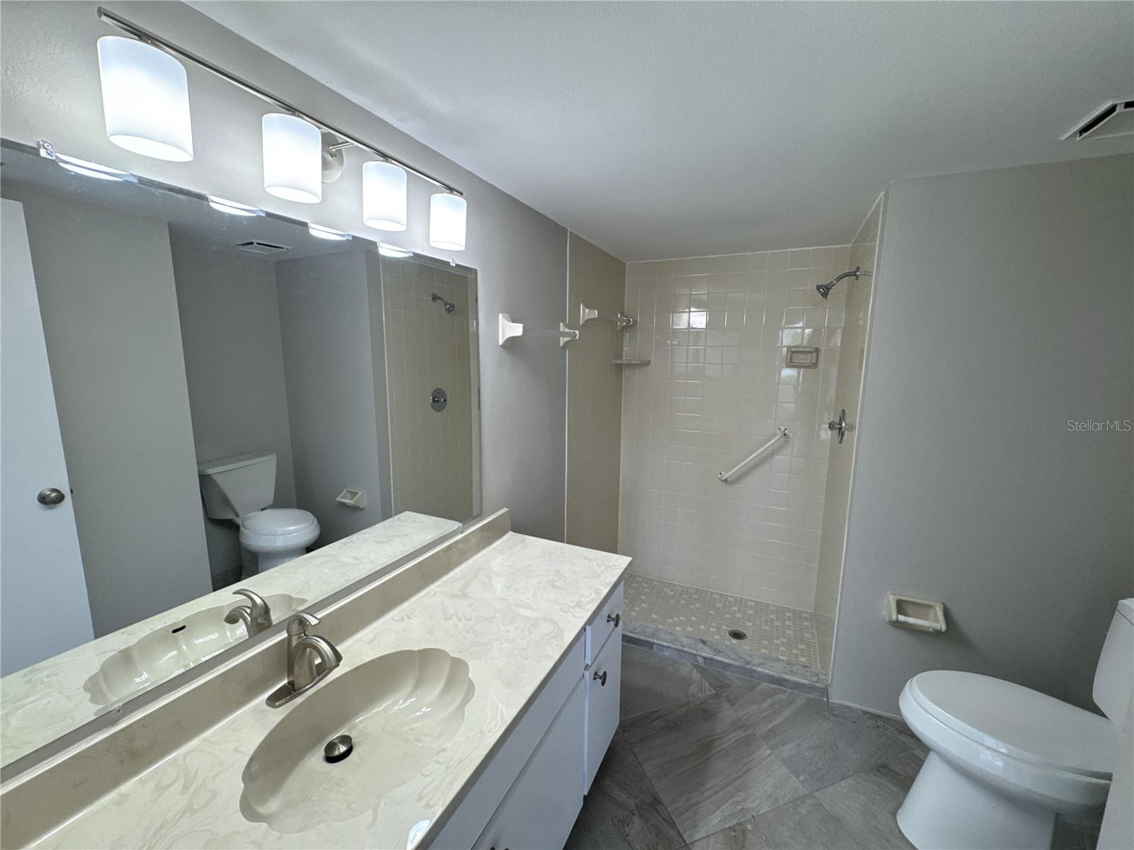 3600 Bal Harbor Blvd #1g Property Photo 6