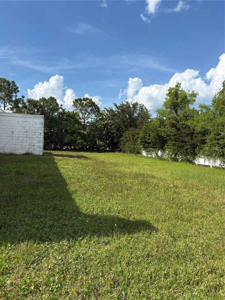 1308 Tamiami Trl Property Photo 4