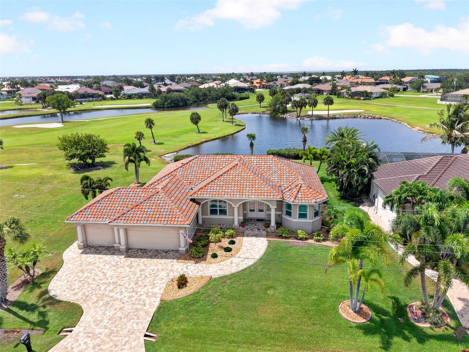 2107 Padre Island Dr Property Photo 1