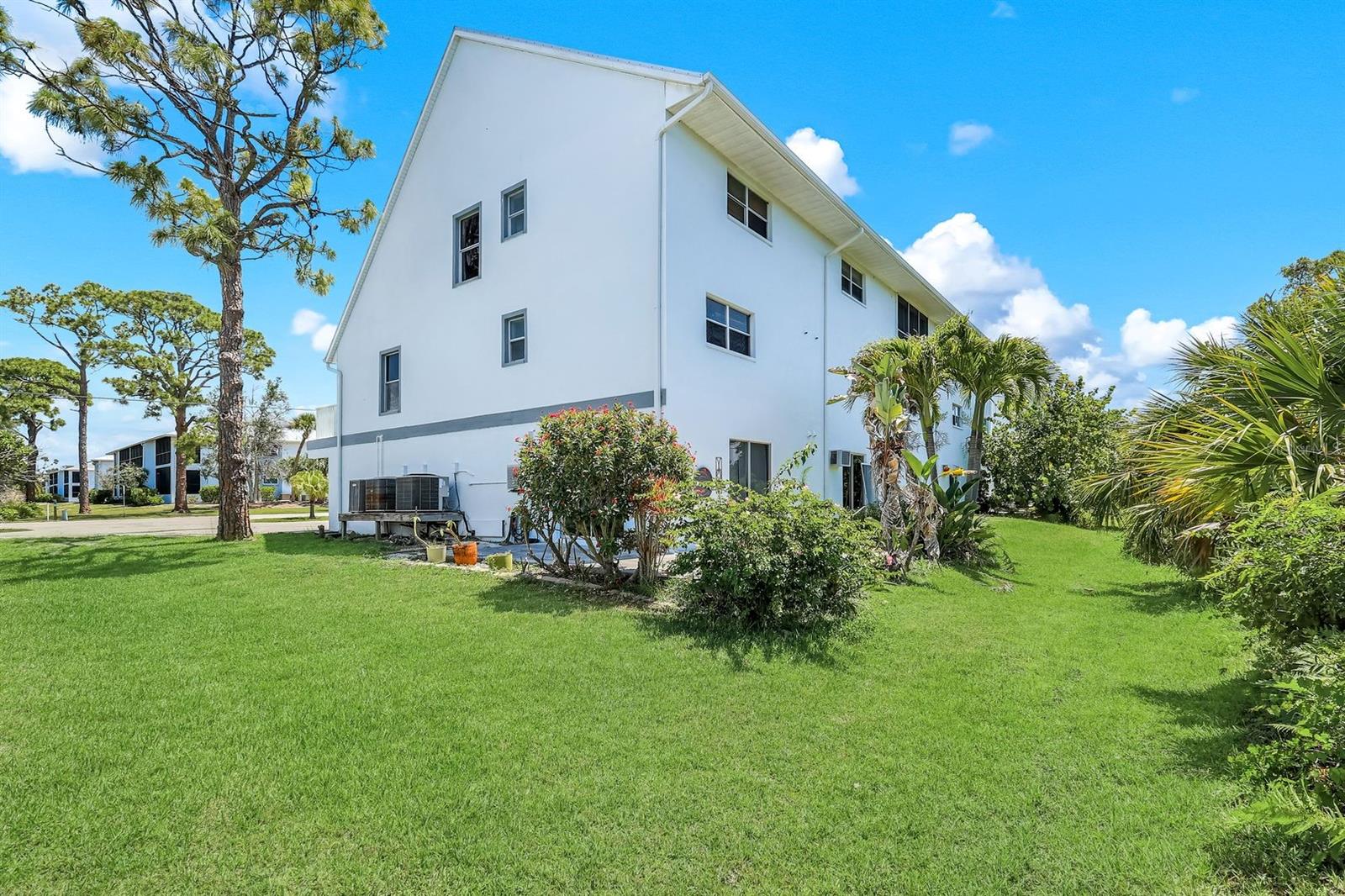 6800 Placida Rd #th13 Property Photo 30