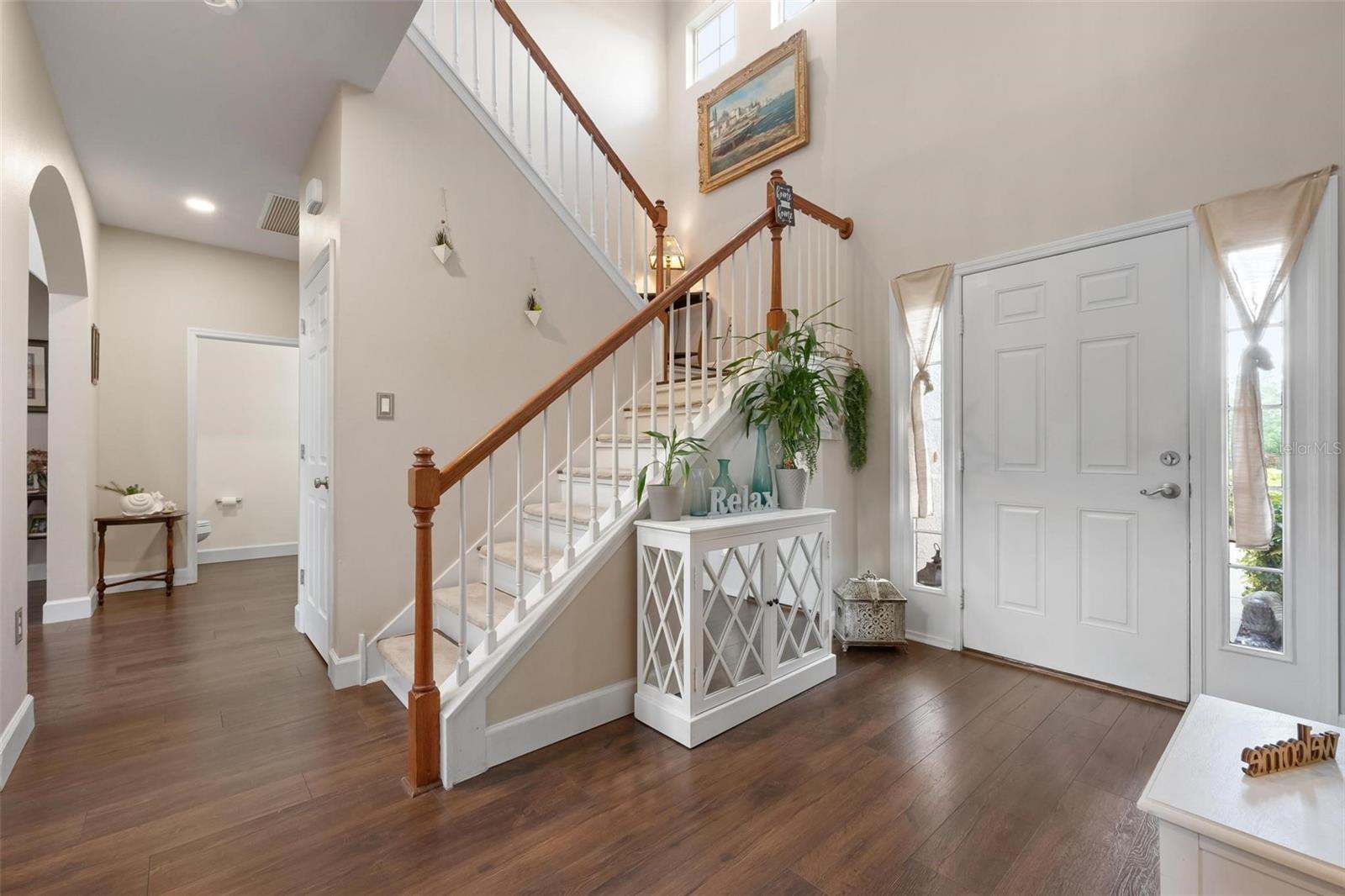1762 Bottlebrush Way Property Photo 7
