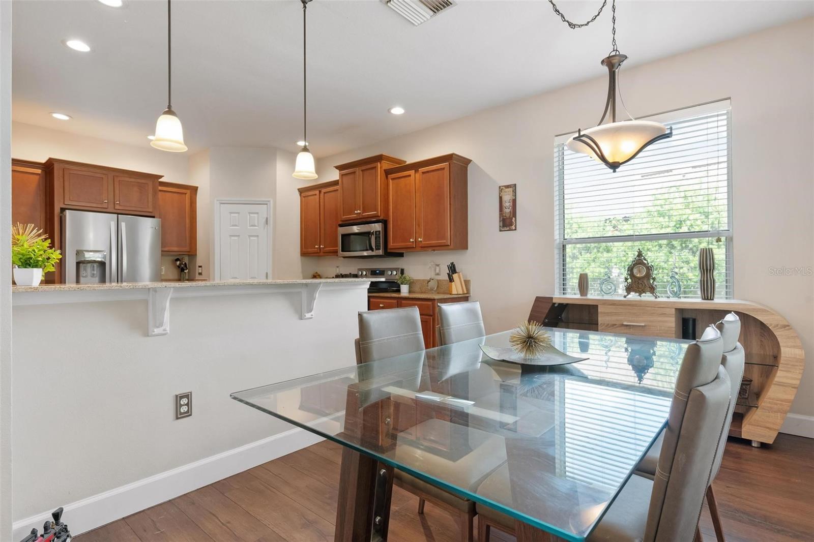 1762 Bottlebrush Way Property Photo 12