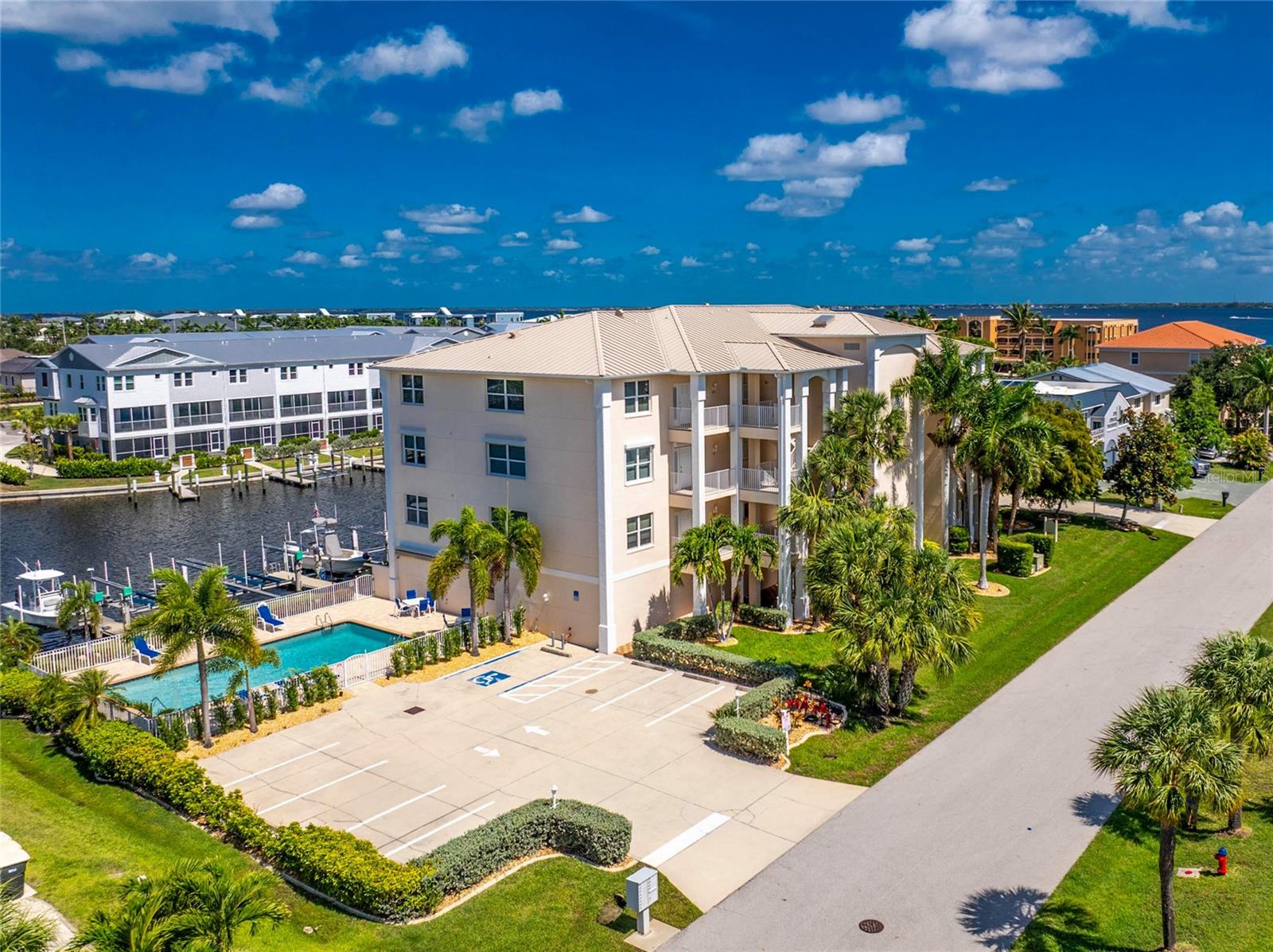268 LEWIS CIR #143