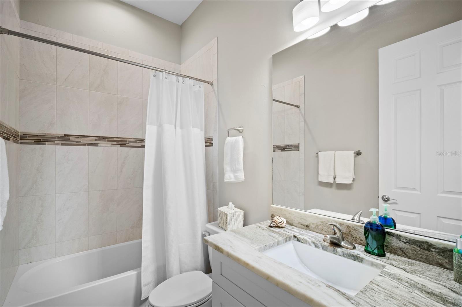 2341 Nw 36th Pl Property Photo 25