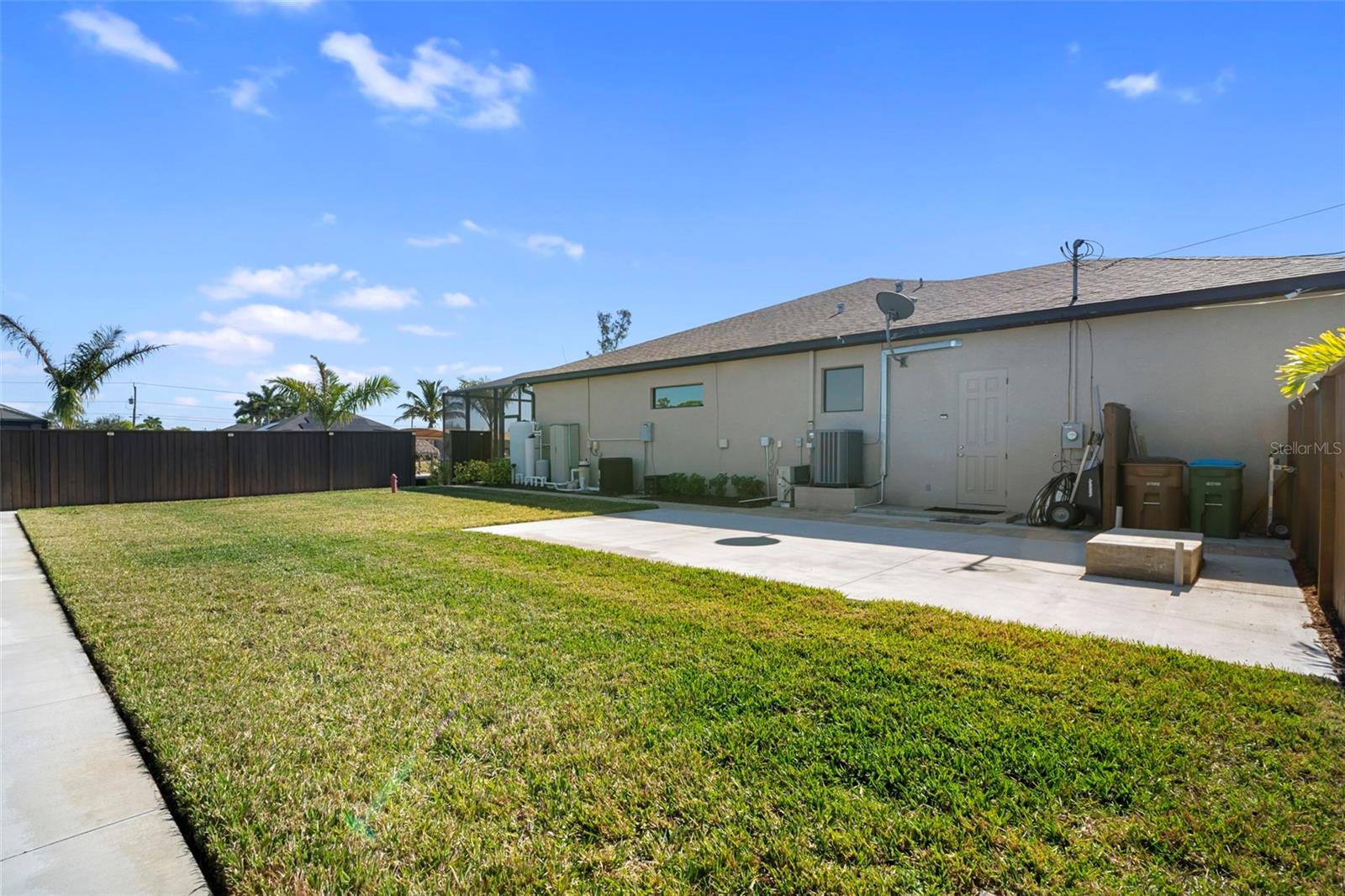 2341 Nw 36th Pl Property Photo 46