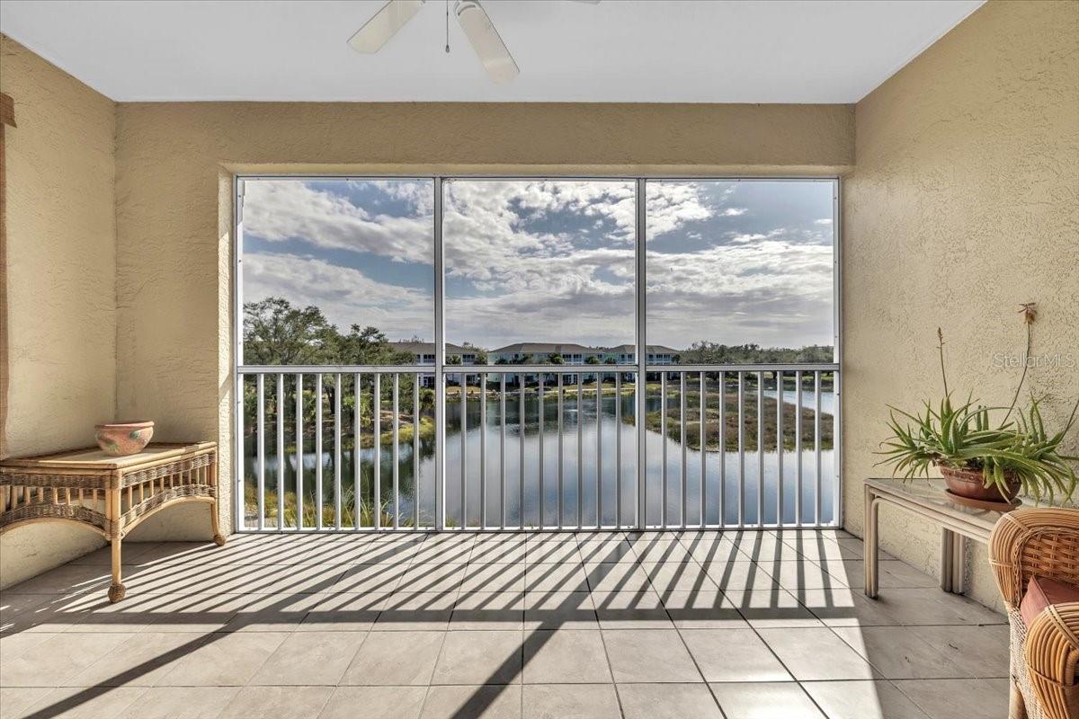 19335 Water Oak Dr #301 Property Photo 10