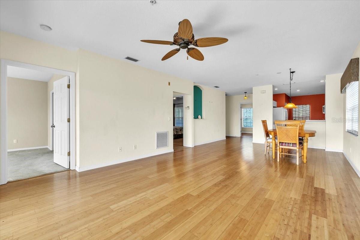 19335 Water Oak Dr #301 Property Photo 12