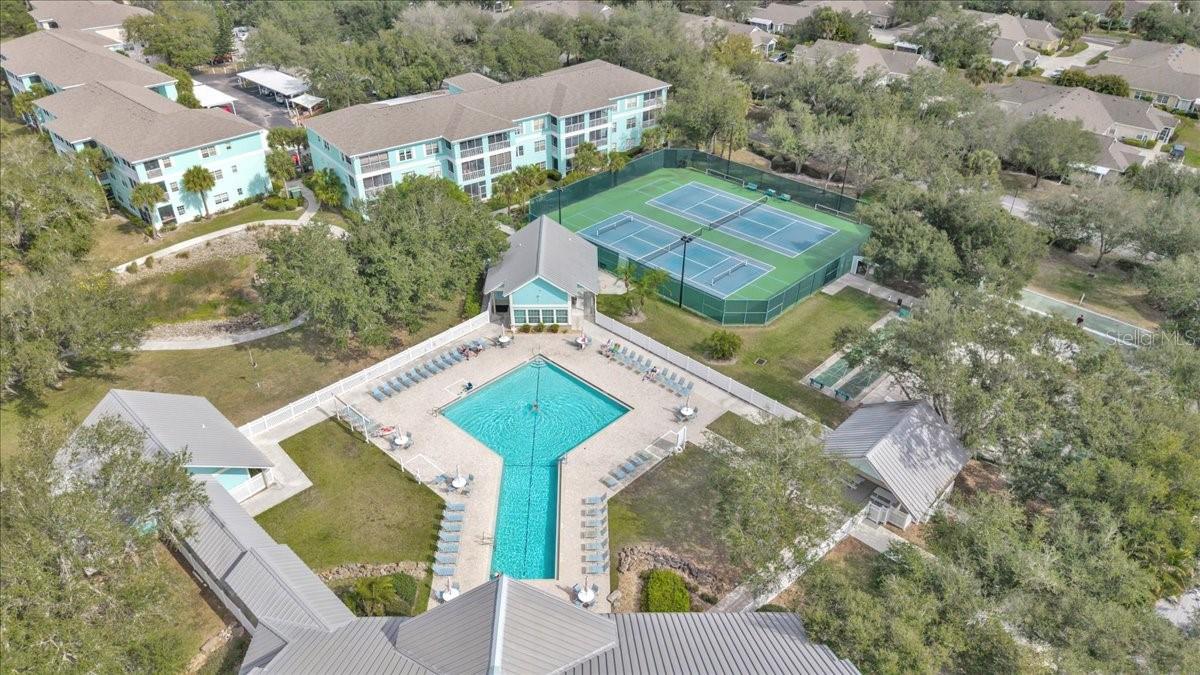 19335 Water Oak Dr #301 Property Photo 44