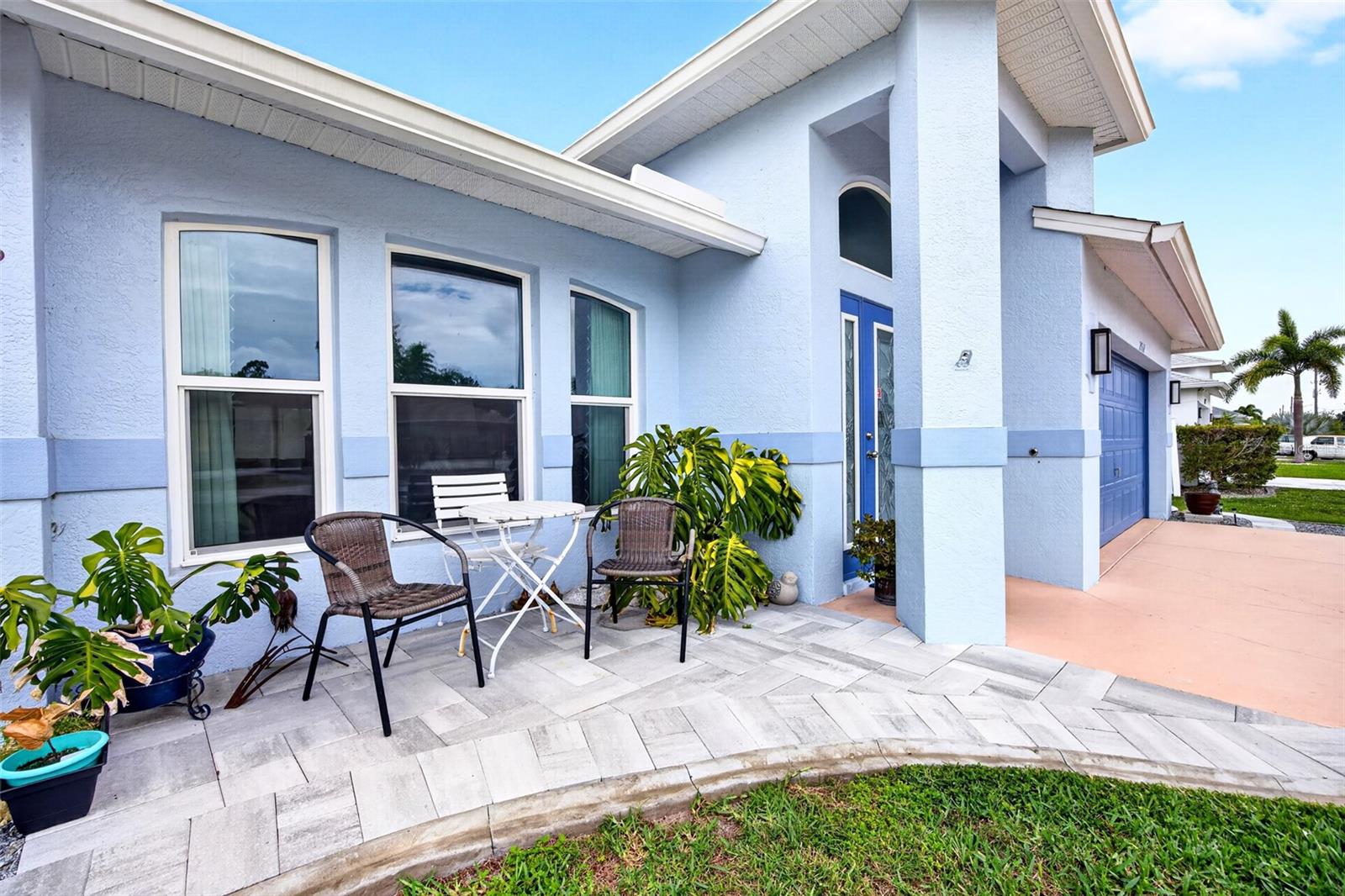 25652 Aysen Dr Property Photo 2