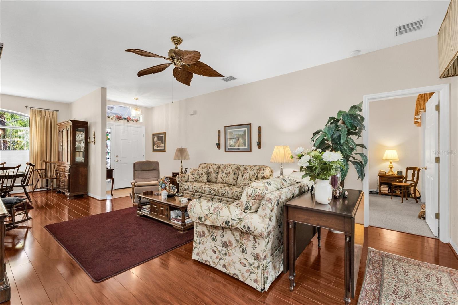 24615 Buckingham Way Property Photo 3