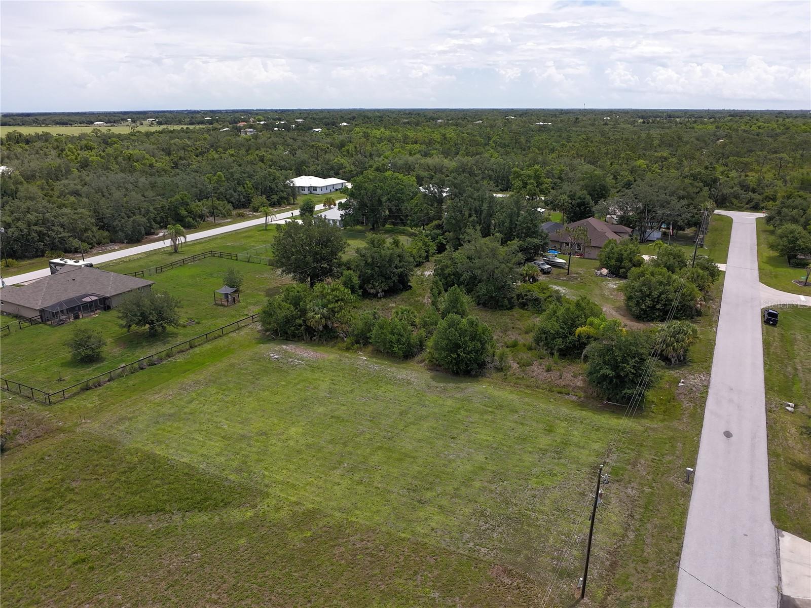 31092 N Bend St Property Photo 12