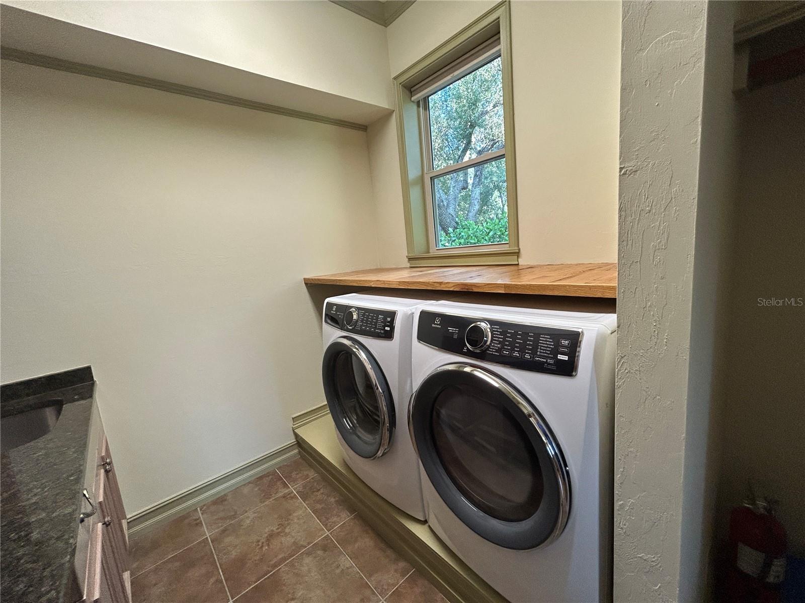 23406 Agatha Ave Property Photo 47