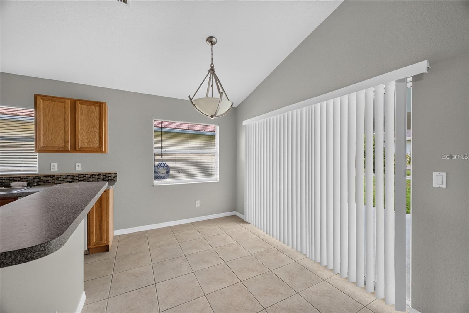 463 Winwood Ct Property Photo 6