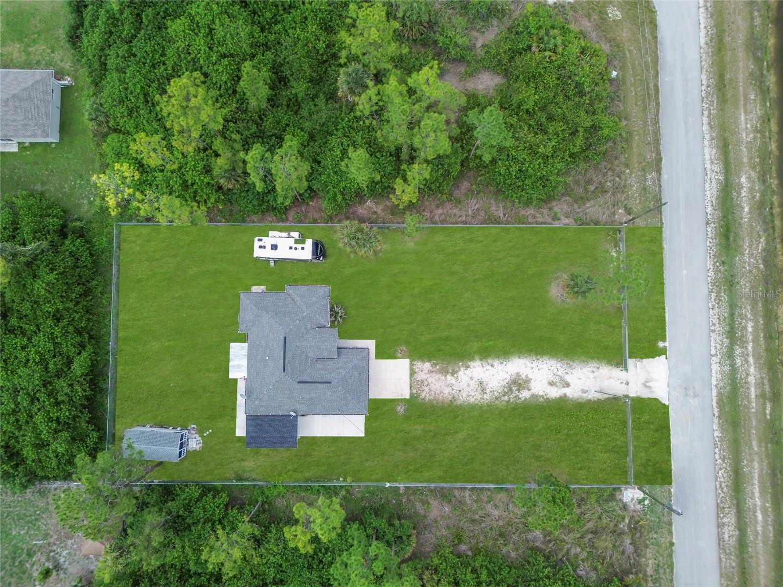 2021 Hines Ave Property Photo 7