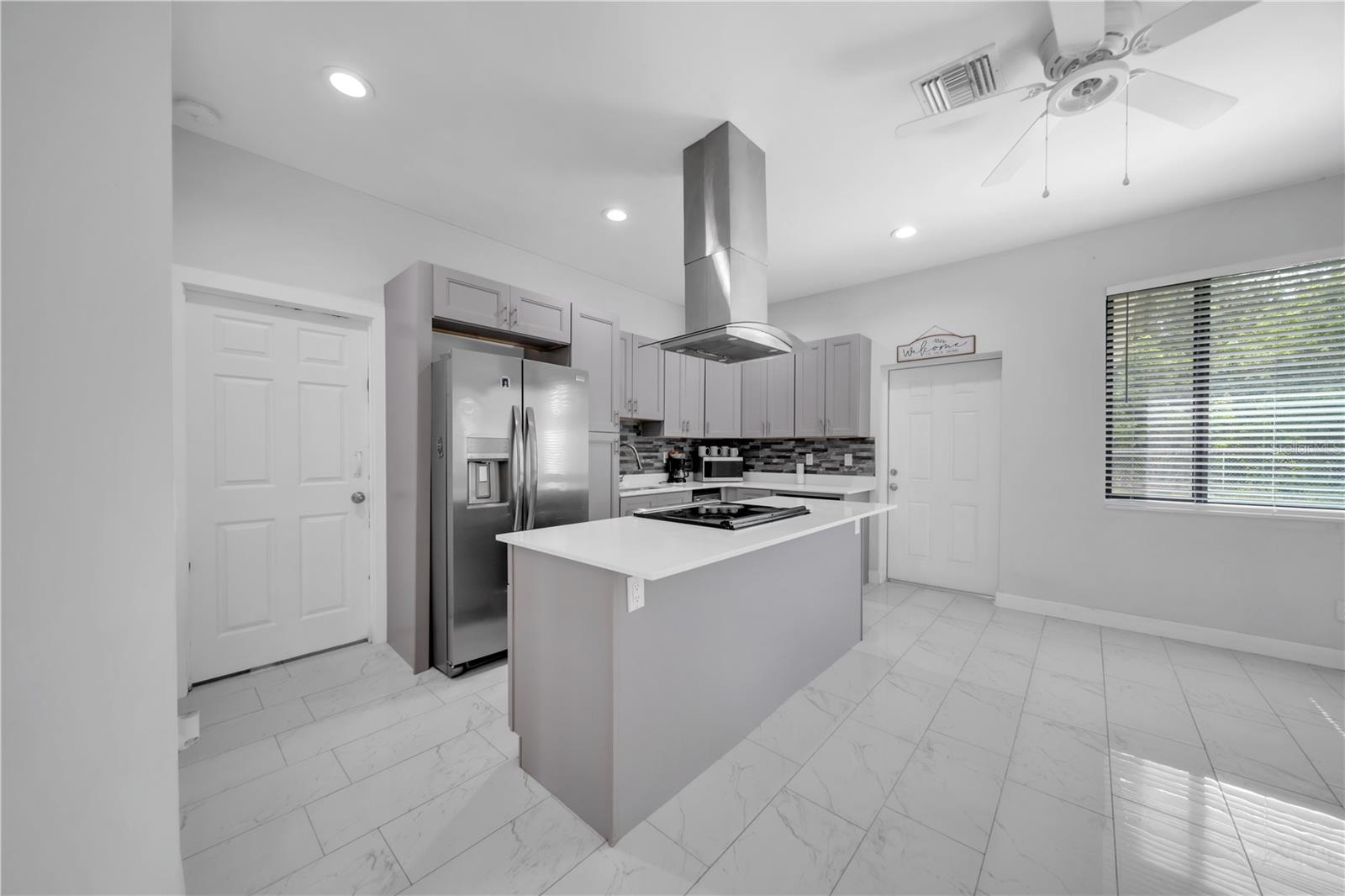 2021 Hines Ave Property Photo 16