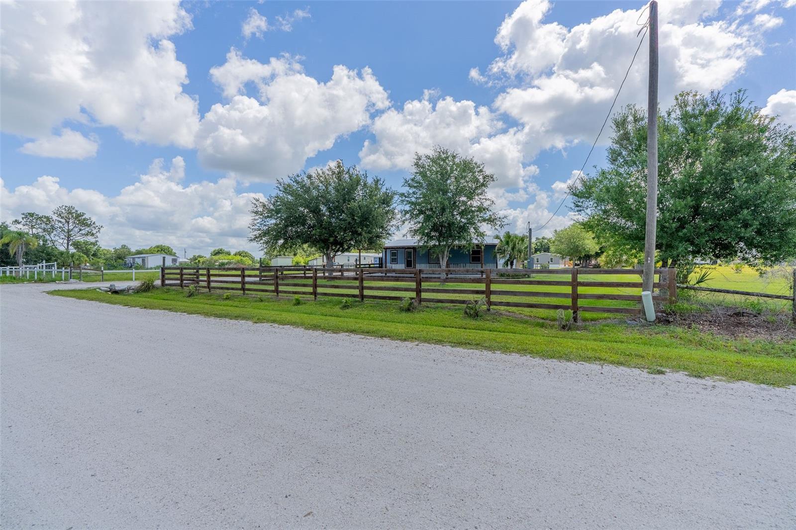 10876 Sw Walker Rd Property Photo 47