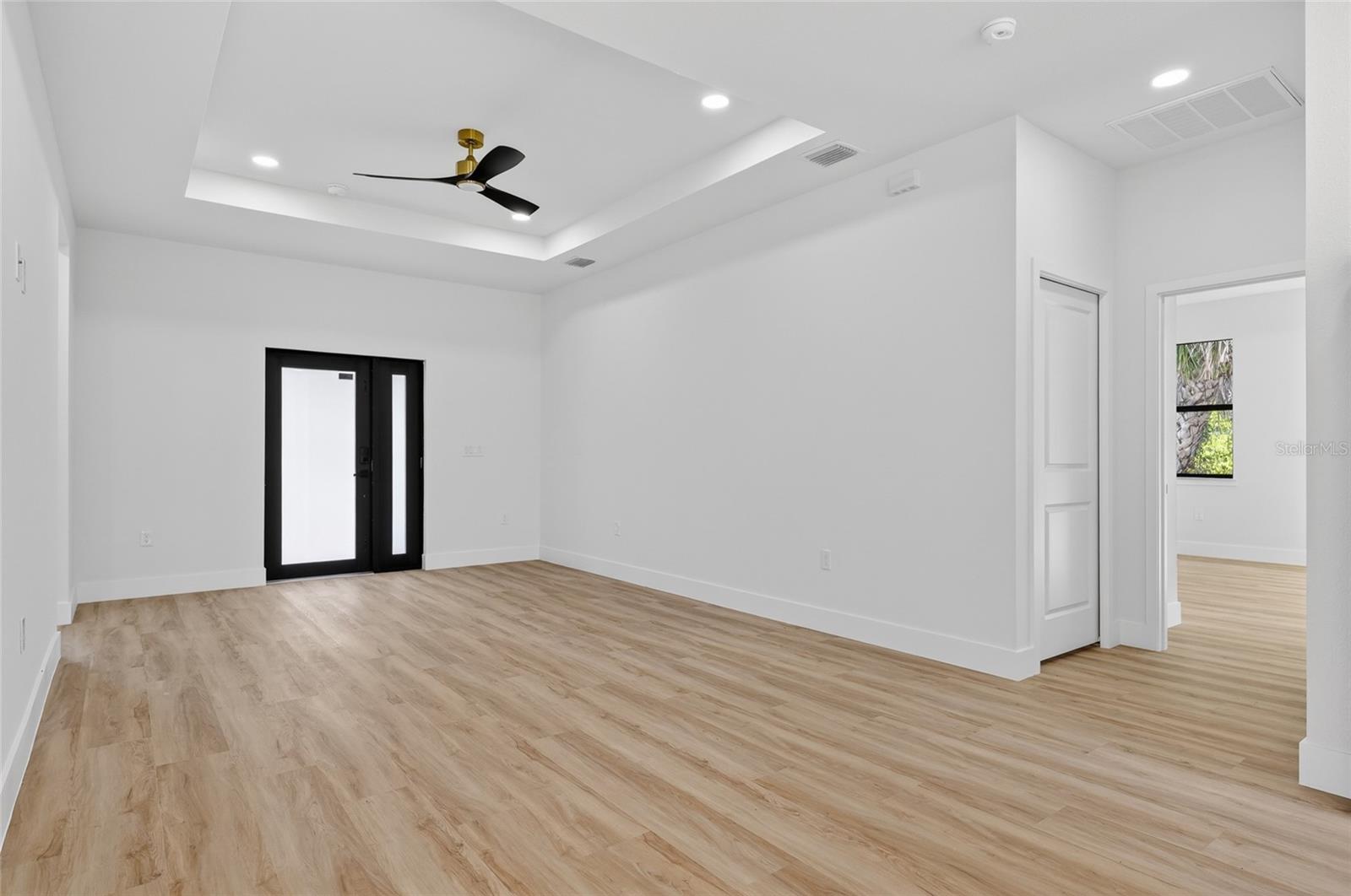 7841 Sontag Ave Property Photo 7