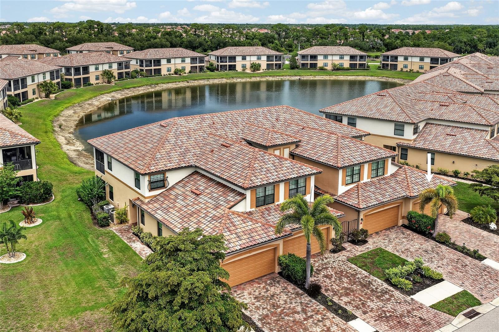 20151 RAGAZZA CIR E #102 Property Photo 1