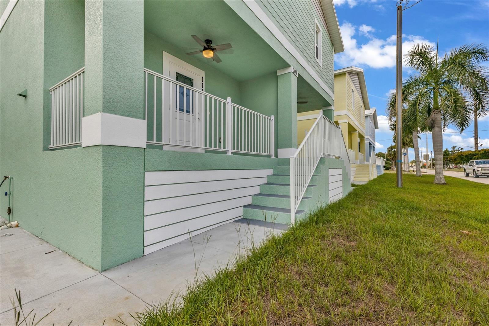 309 E Virginia Ave Property Photo 4