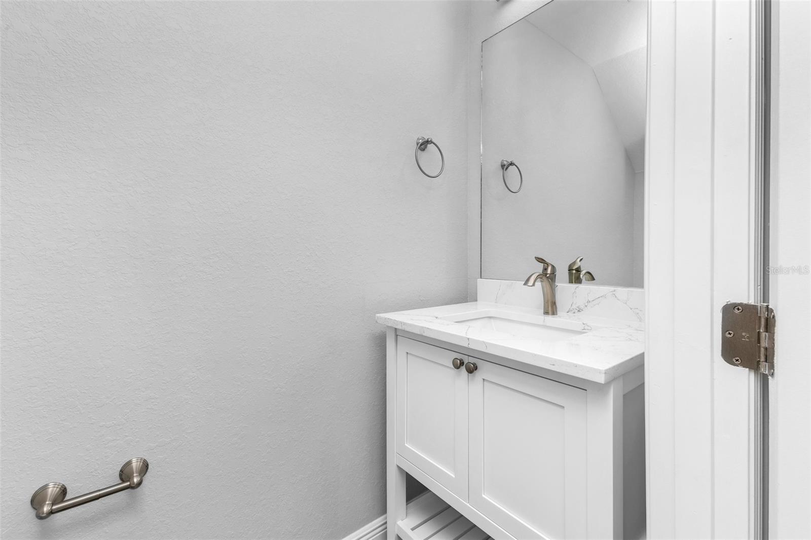 309 E Virginia Ave Property Photo 13