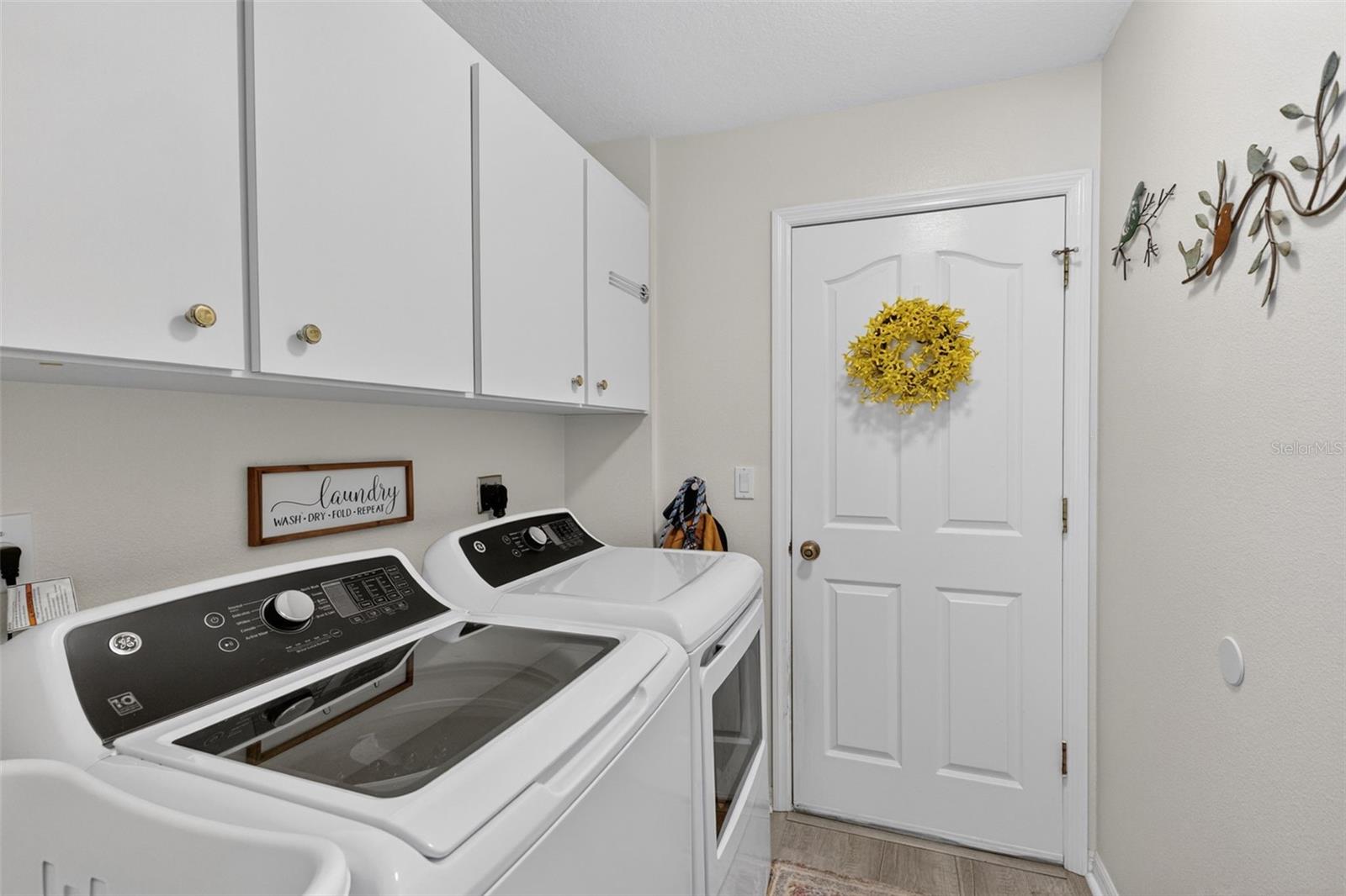11905 Leon Ave Property Photo 22