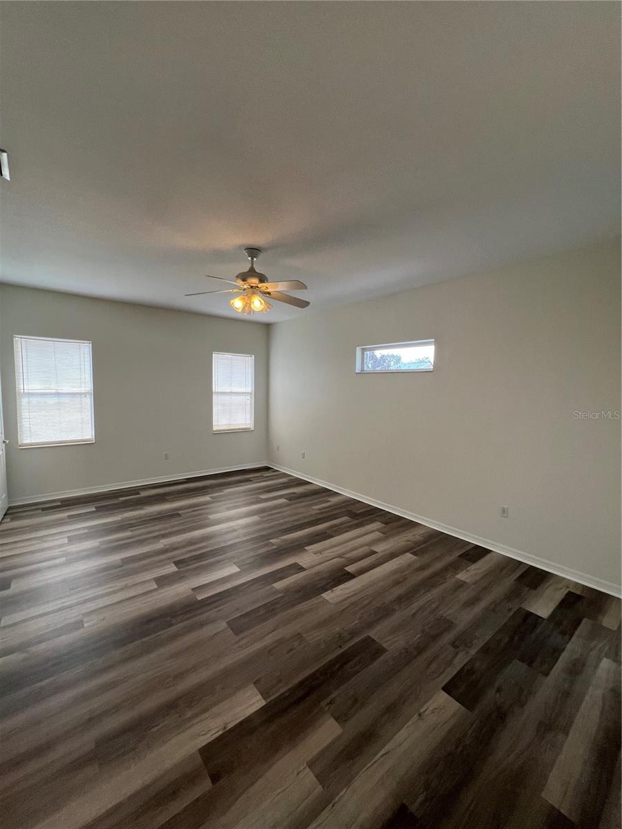 4733 S Cranberry Blvd Property Photo 6