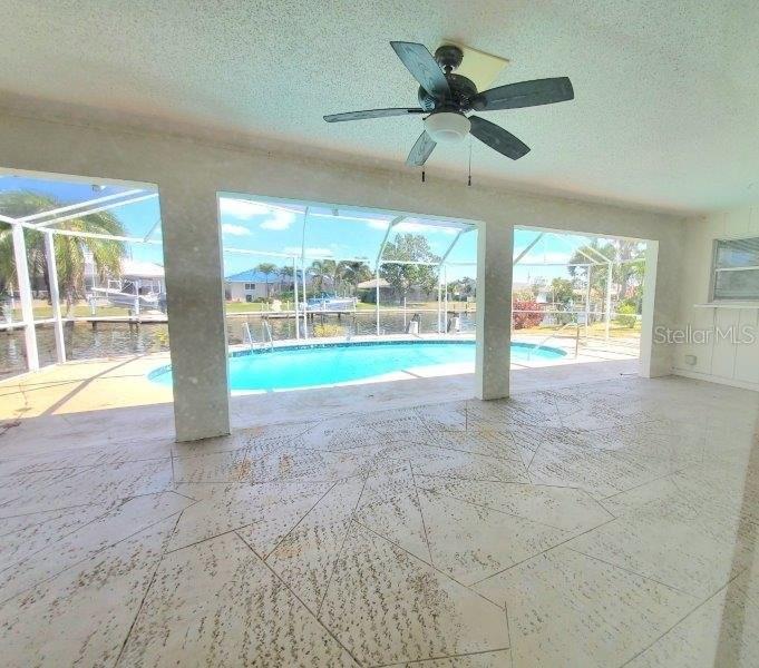 910 Santa Brigida Ct Property Photo 4