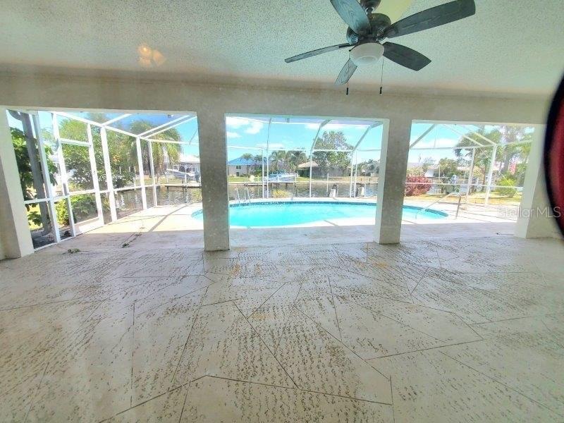 910 Santa Brigida Ct Property Photo 5