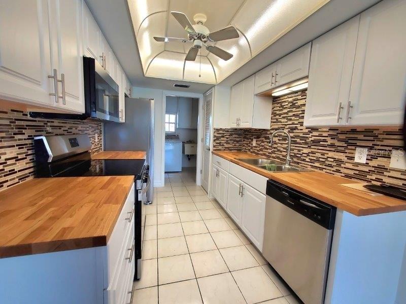 910 Santa Brigida Ct Property Photo 8