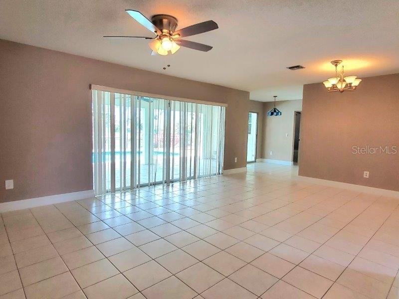 910 Santa Brigida Ct Property Photo 13