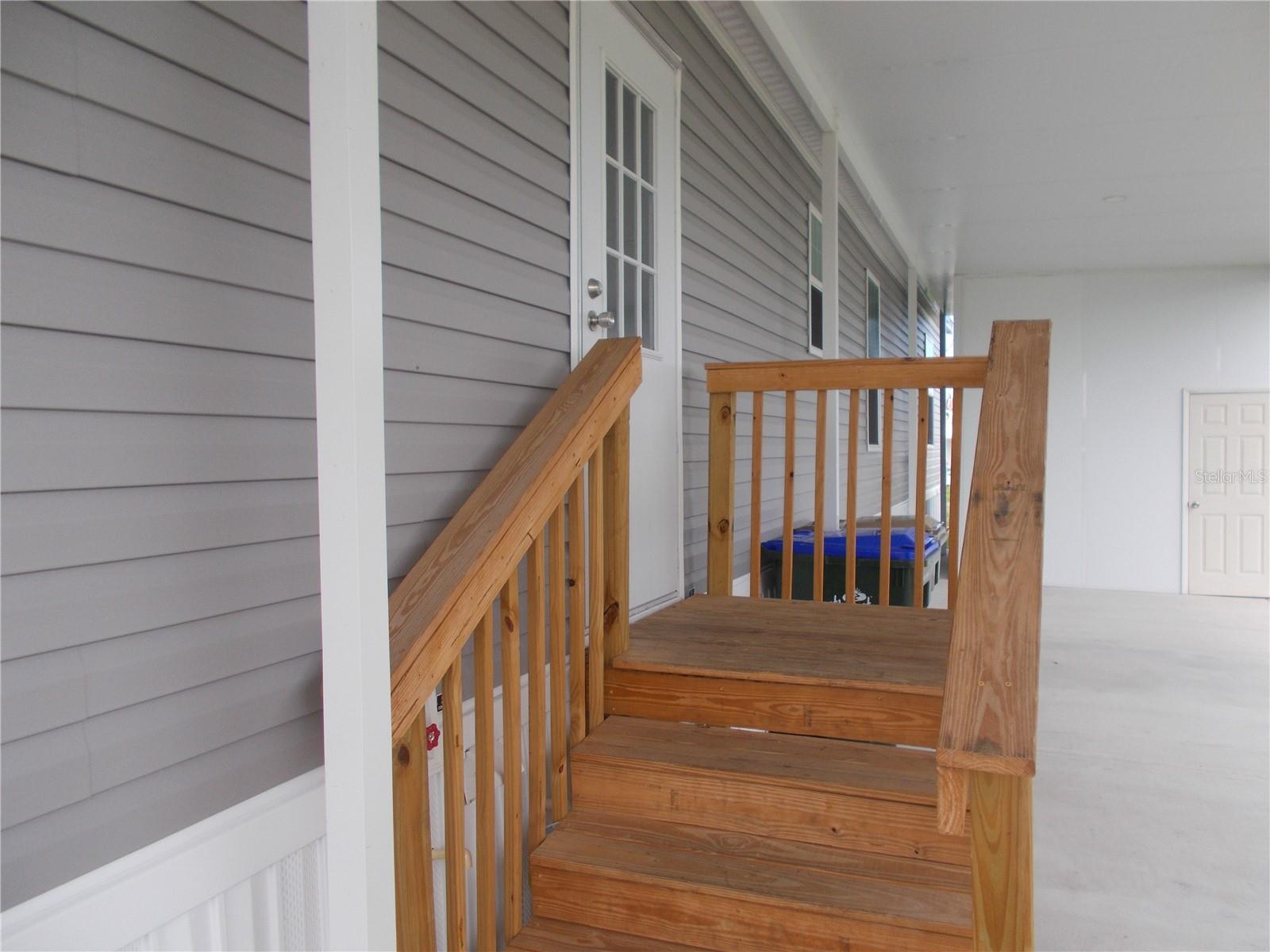 6803 Amoko Ct Property Photo 3