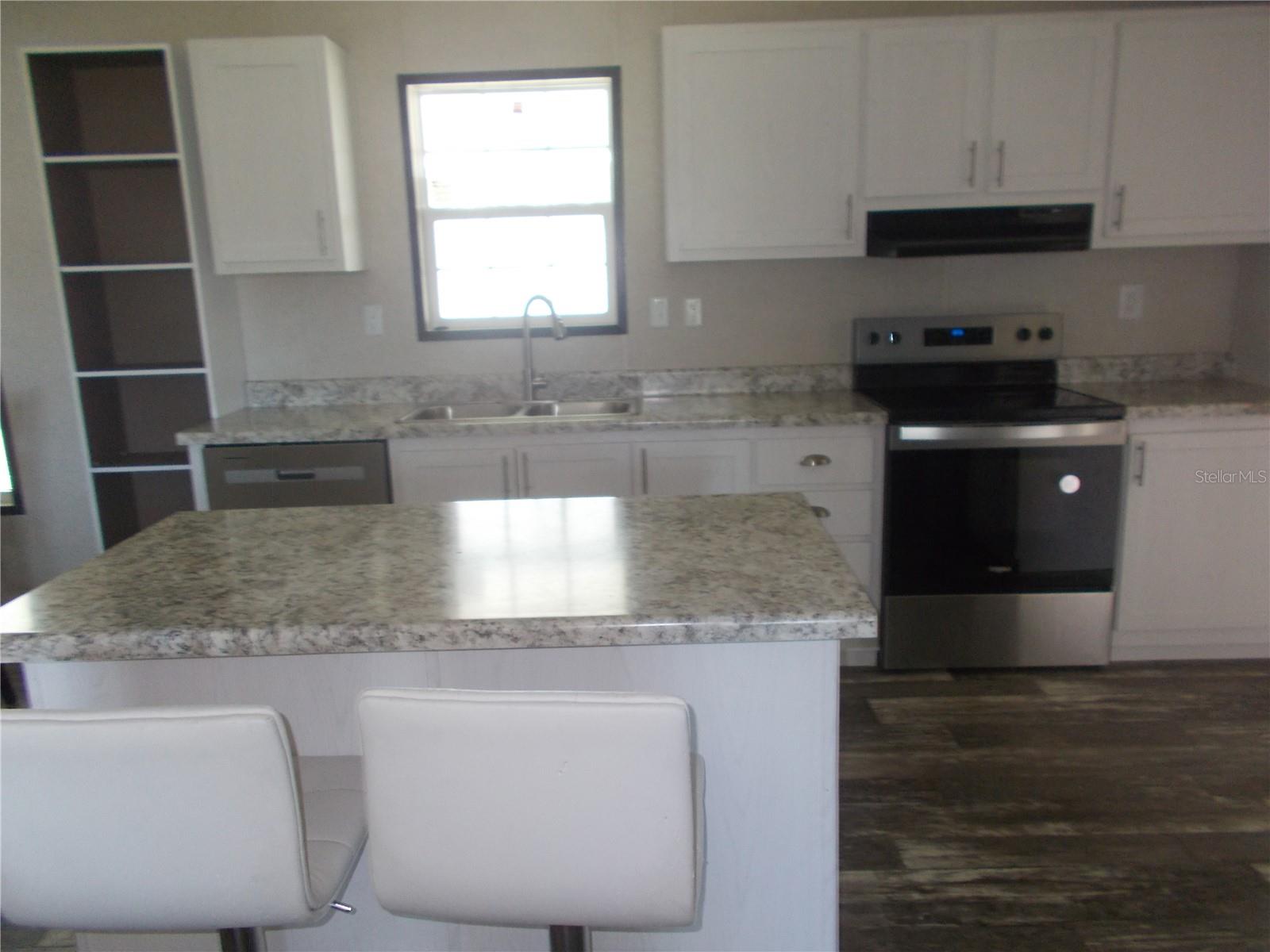 6803 Amoko Ct Property Photo 4