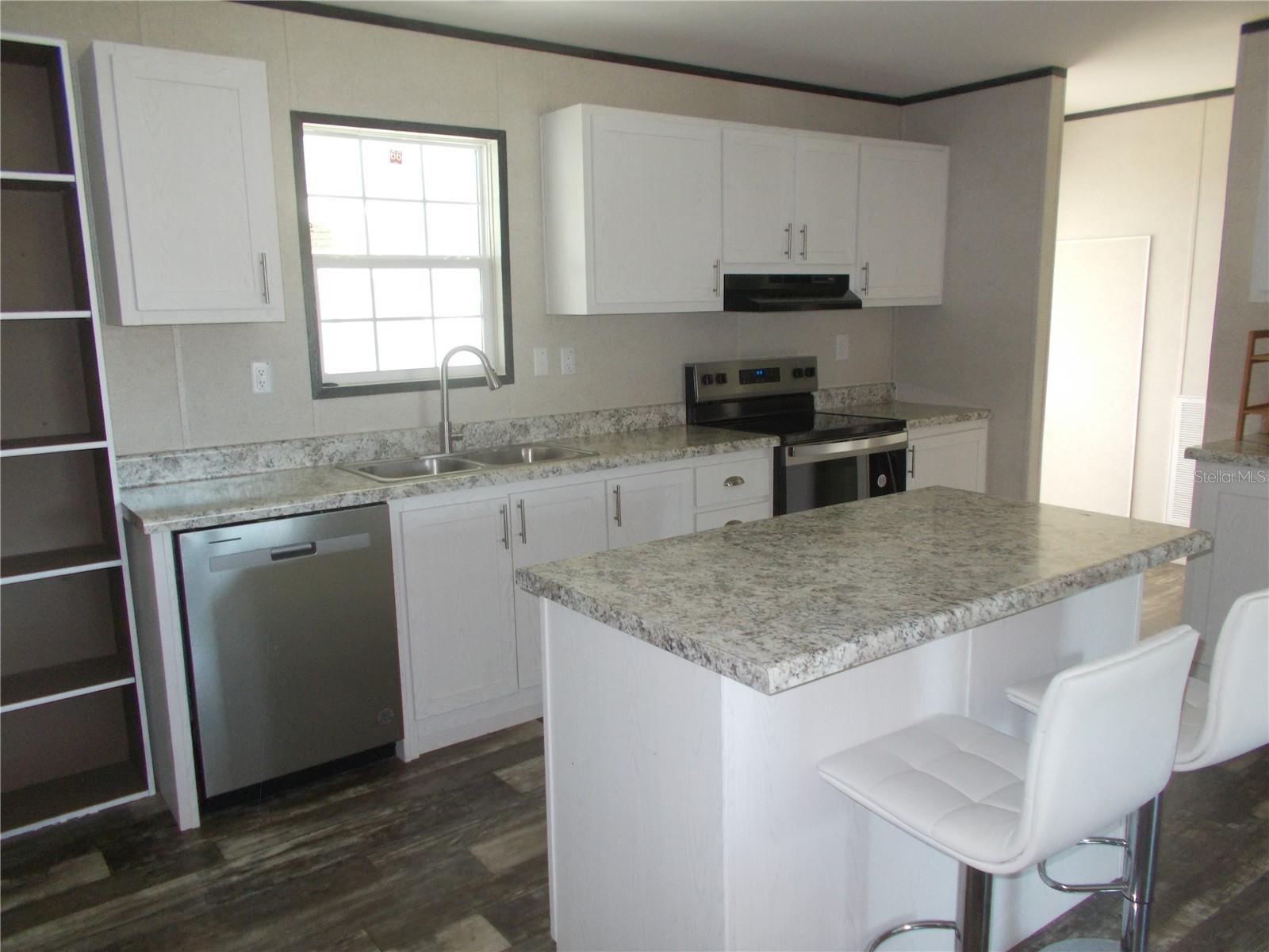6803 Amoko Ct Property Photo 5
