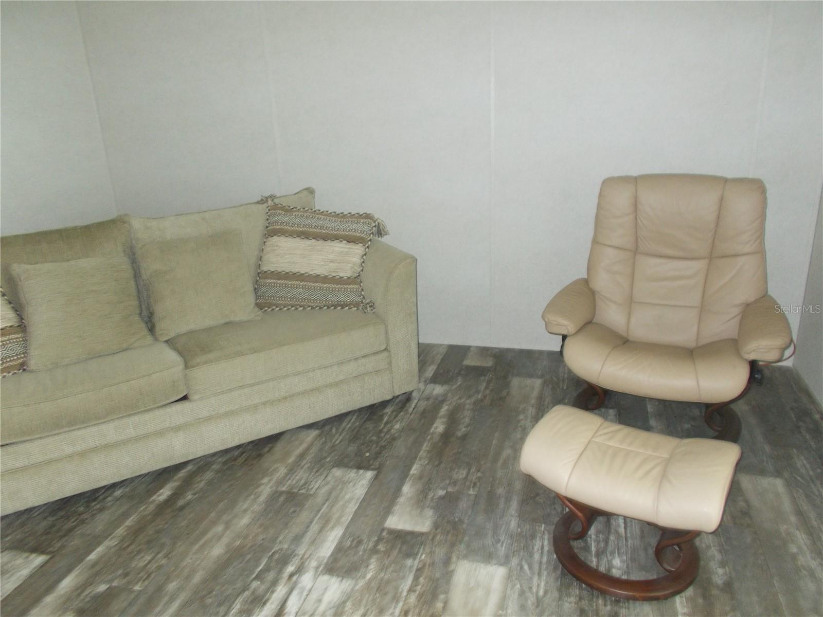 6803 Amoko Ct Property Photo 18