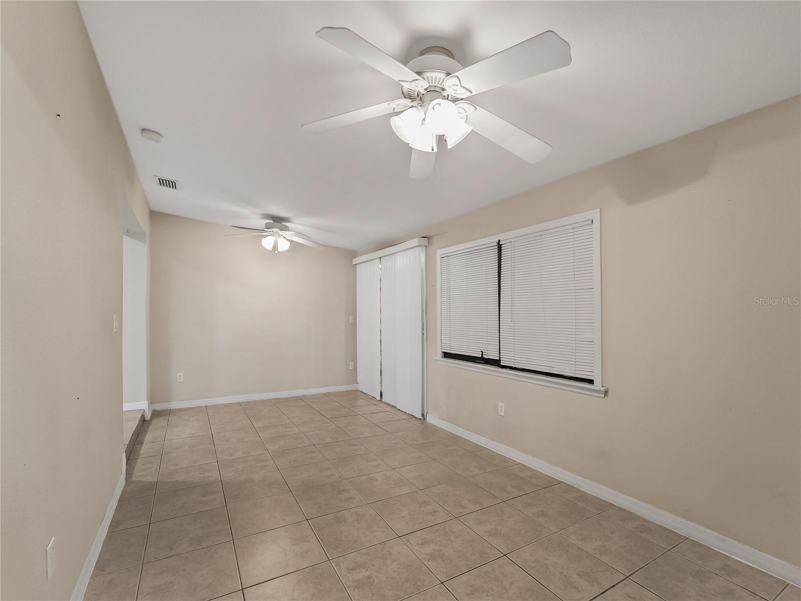 3181 Normandy Dr Property Photo 14