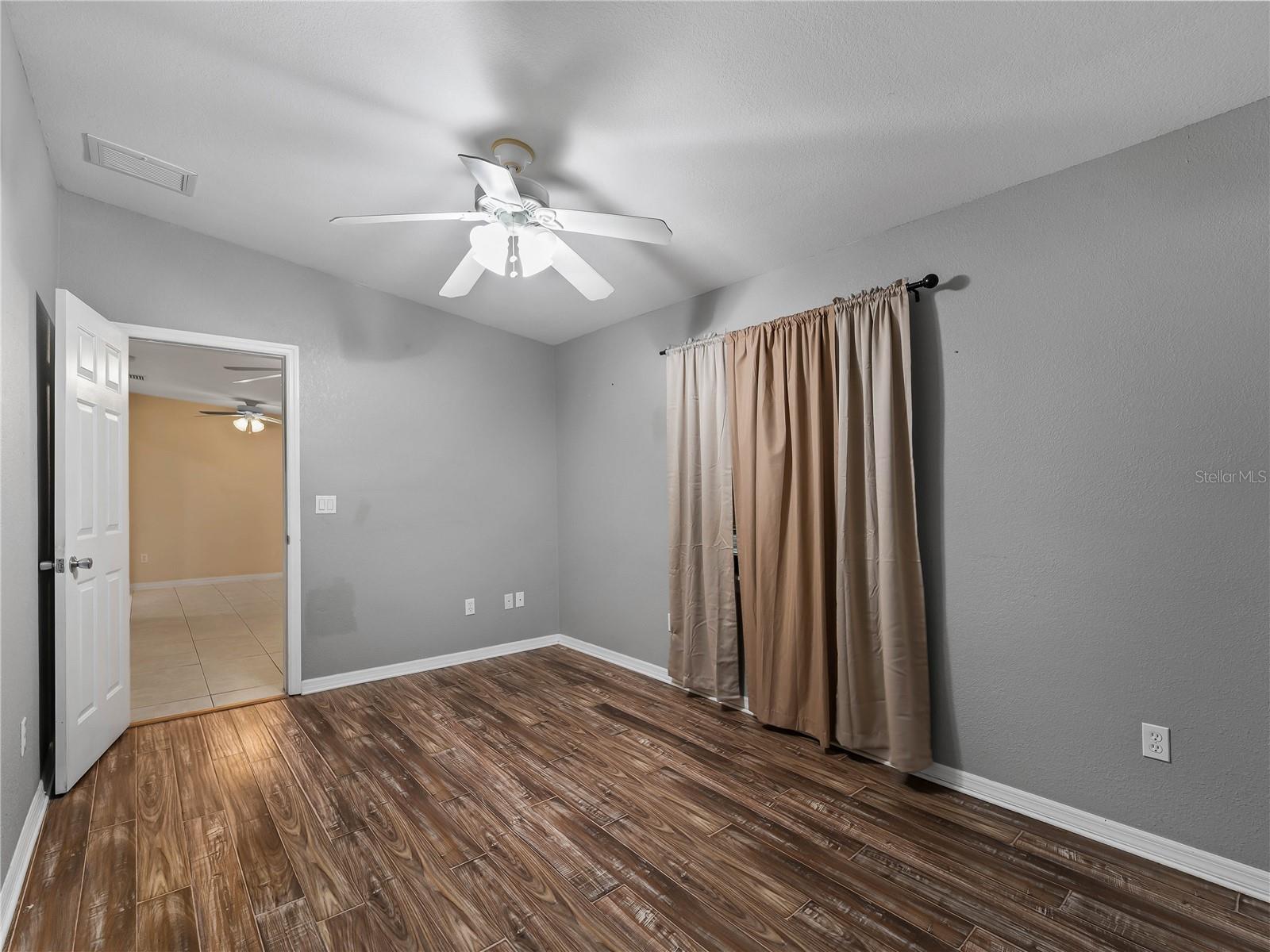 3181 Normandy Dr Property Photo 16