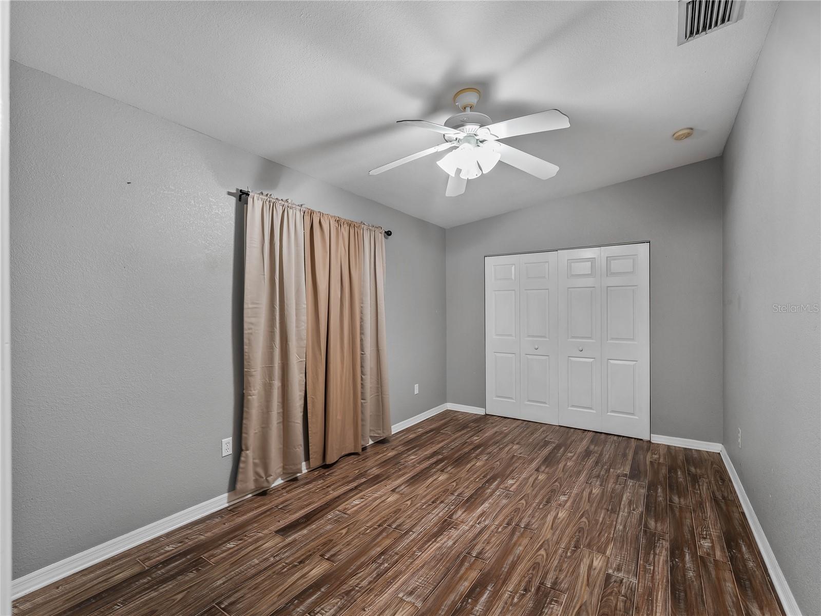 3181 Normandy Dr Property Photo 17
