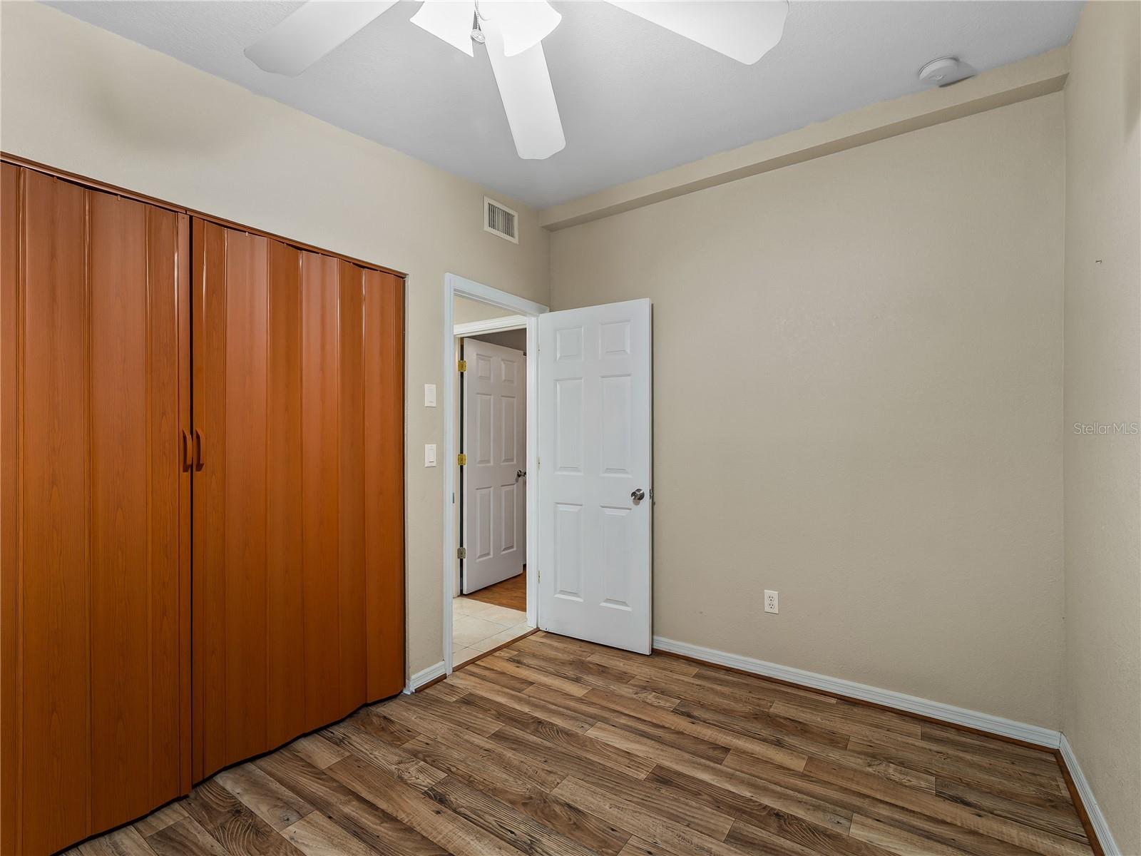 3181 Normandy Dr Property Photo 22