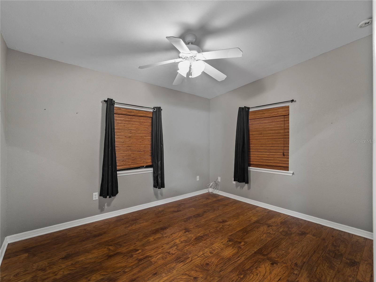 3181 Normandy Dr Property Photo 23